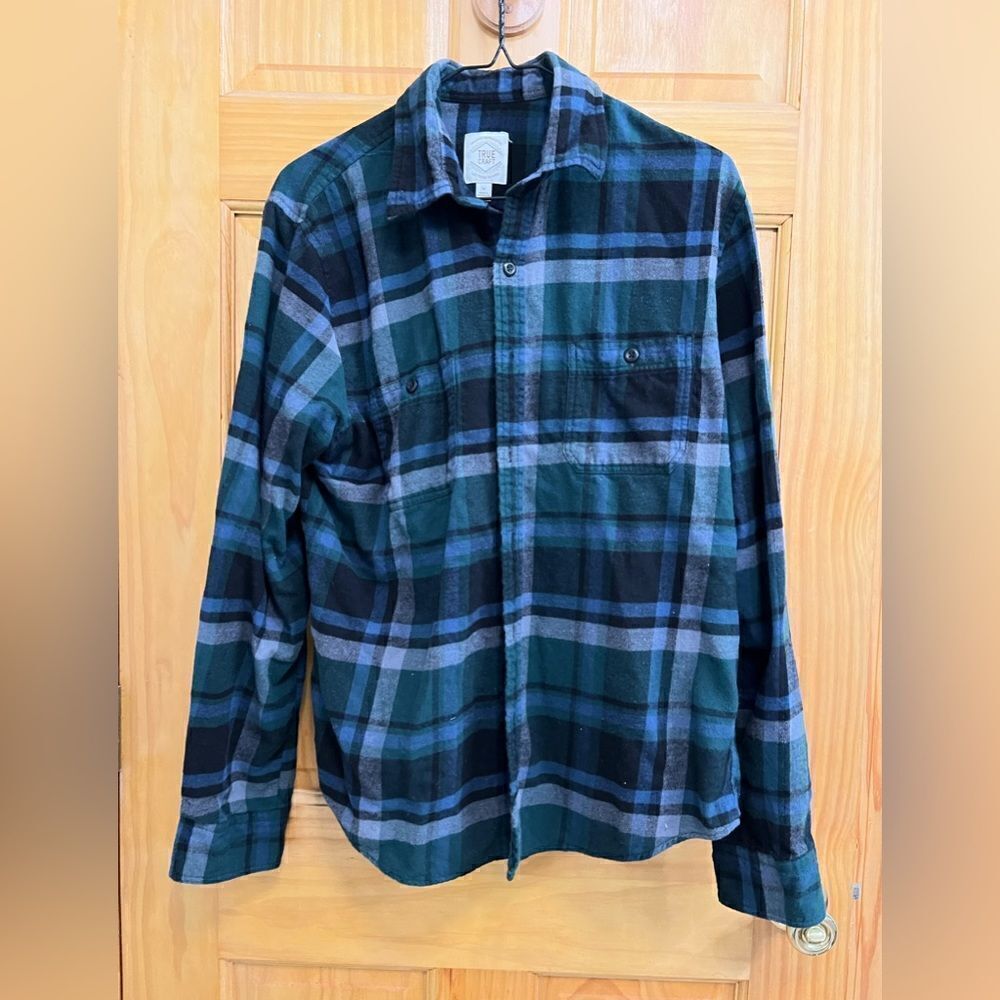 Men’s true craft size medium plaid shirt